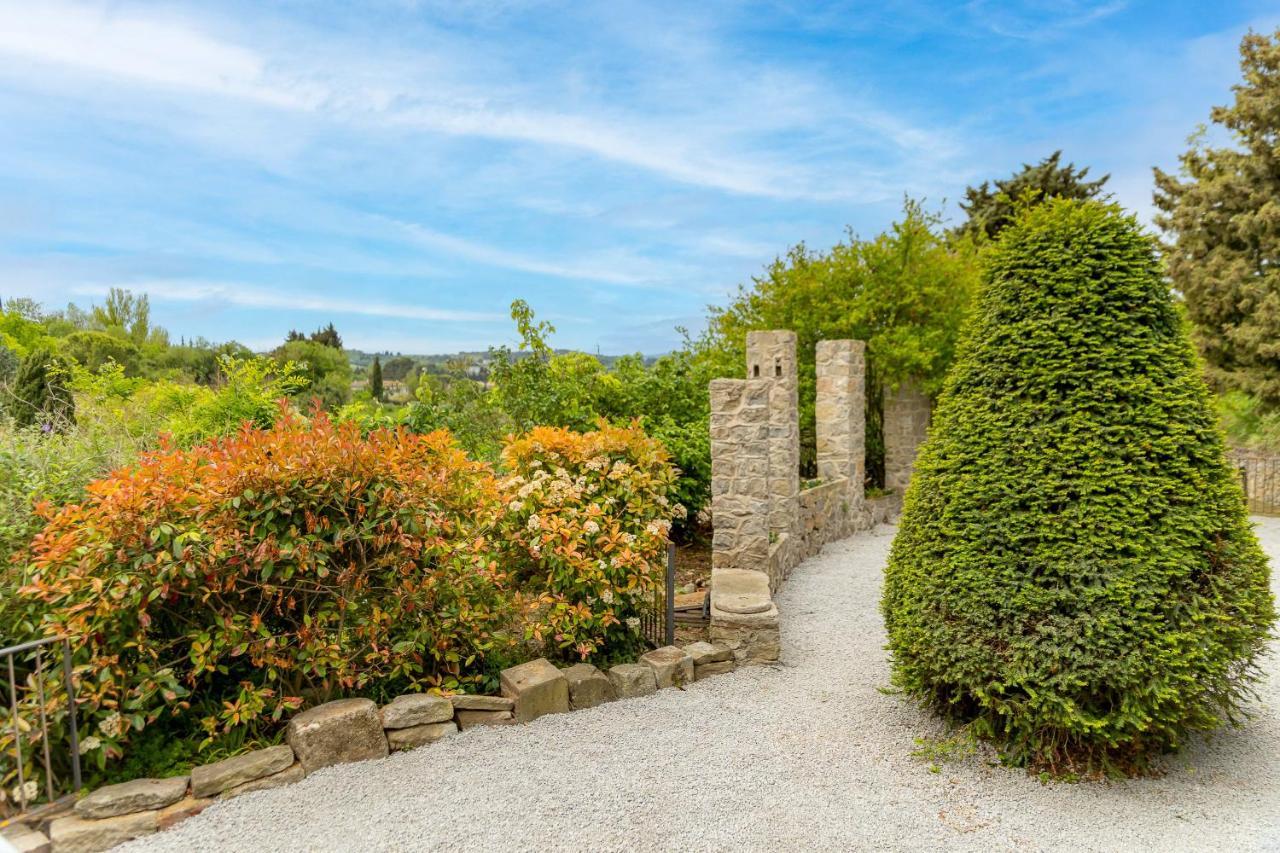 Sous Les Remparts La Maison Pimprenelle Каркасон Екстериор снимка